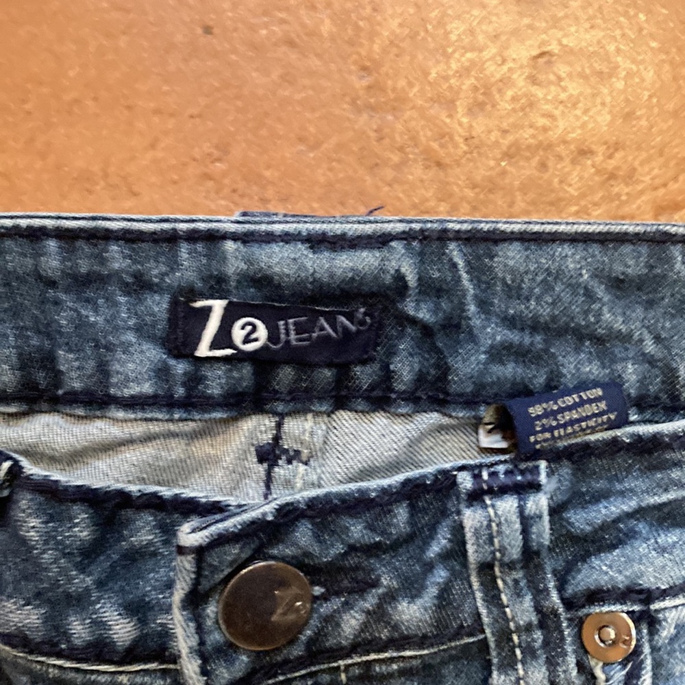 Z2 Brand Jeans 28” x 30 Embellished skulls 1ofAkind - Picture 5 of 6